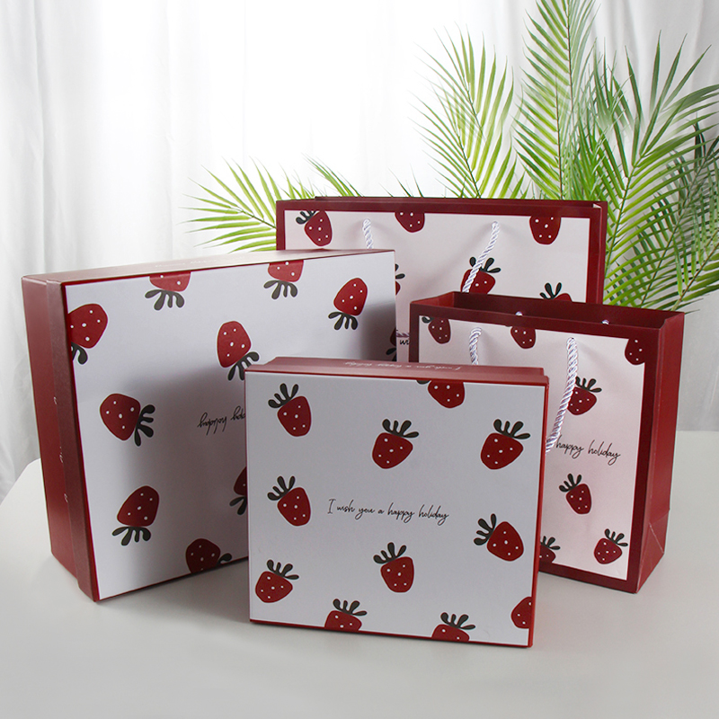 Han Prints WIND CUTE STRAWBERRY SMALL FRESH GIFT BOX BIRTHDAY GIFT BOX BIRTHDAY GIFT BOX MESH RED GIRL HEARTS RED BOX