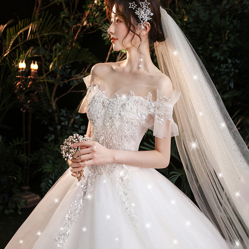  L+1086 models [Xianyi/Shining] ivory Bai Qi Qi  