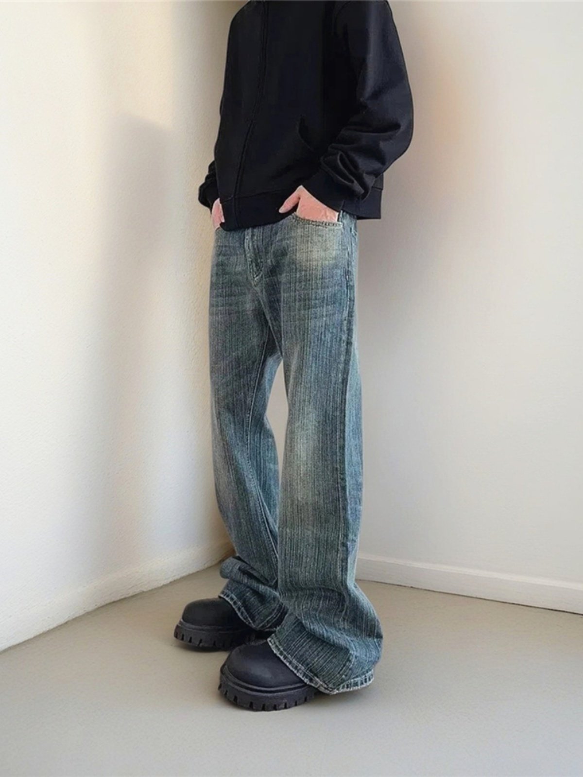 American High Street Style Washed Vintage Slub Denim Jeans for Men, Trendy Brand New Cleanfit Straight-Leg Flared Pants