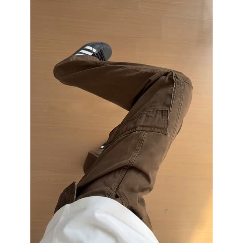 Brown American-Style Slanted Cut Flared Jeans for Men, Autumn and Winter Multi-Pocket Work Pants, Straight Loose Casual Trousers Brown American-Style Slanted Cut Flared Jeans for Men, Autumn and Winter Multi-Pocket Work Pants, Straight Loose Casual Trousers