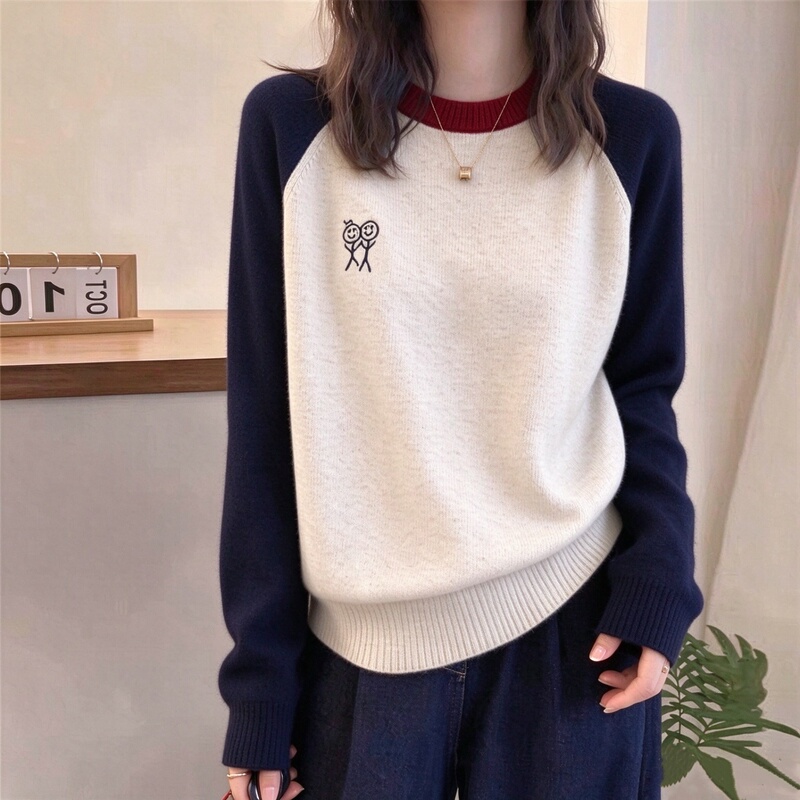 Middle School Student Round Neck Color-Blocked Stickman Embroidered Cartoon Sweater, Knitted Inner Layer for High School Girls, Base Layer for Older Children