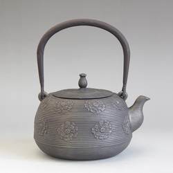 철 주전자 주철 순수한 수제 일본 주철 주전자 끓이지 않은 물과 양조 차 가정의 오래된 철 주전자 직접 판매