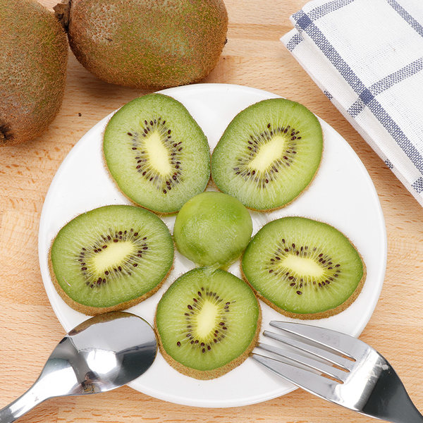 米乐果 陕西绿心猕猴桃 5斤 天猫优惠券折后¥19.9包邮(¥29.9-10) 米乐果 陕西绿心猕猴桃 5斤 天猫优惠券折后¥19.9包邮(¥29.9-10)