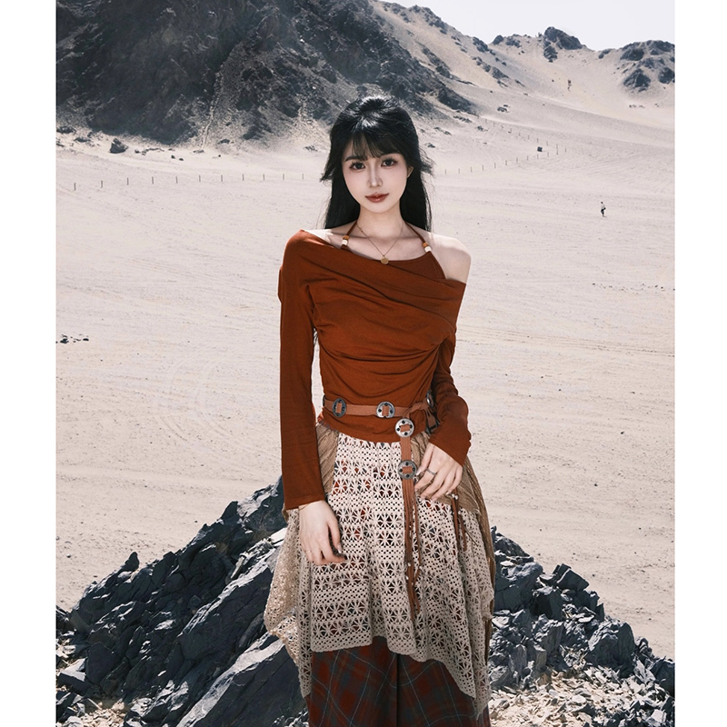 Xinjiang, Sichuan, Northwest China, Desert, Bohemian Wasteland Style Suit Dress, Dunhuang Travel Photo Outfit for Women