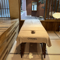 Beauty bed sheets with holes to separate dirty sheets and quilt protective covers with customizable logos