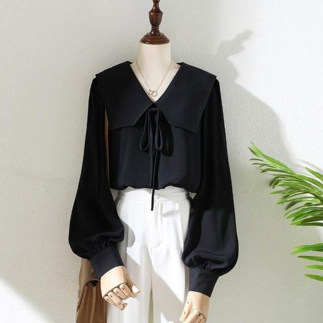 Large size 300Jin Jin is equal to 0.5kg. Lace-up bow black chiffon shirt for women fat mm. Loose casual lantern sleeve shirt for spring and autumn.
