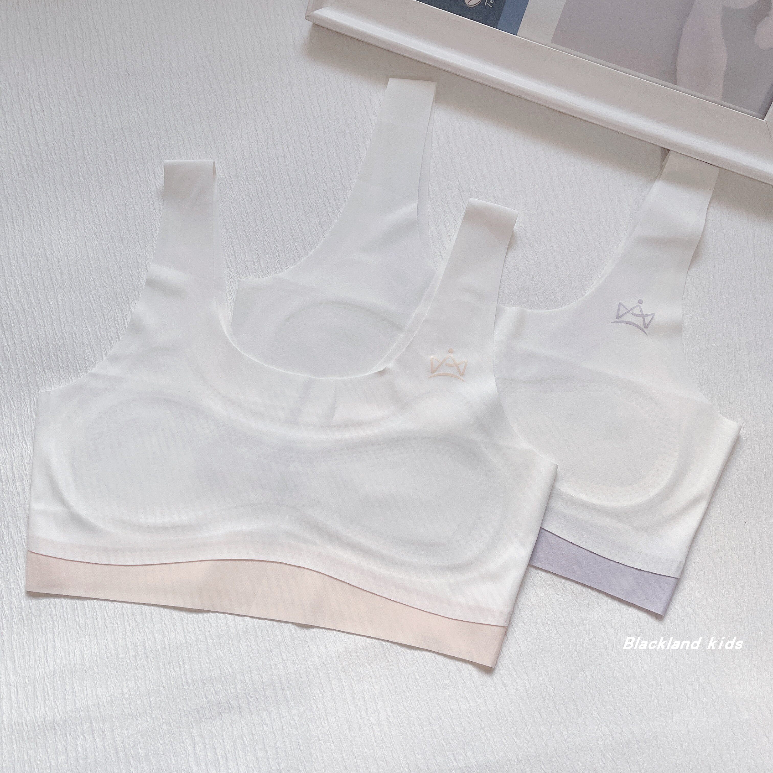 Girls' first-stage development underwear, traceless antibacterial, primary school sports vest, hyaluronic acid, girls' bra, anti-protrusion