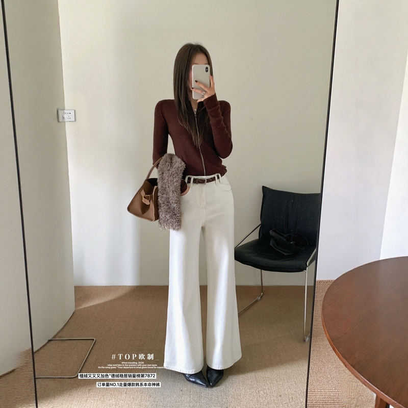 T.O.P Korean Style Versatile Stretch Jeans for Women 2026 Autumn and Winter Fleece-Lined High-Waisted Slimming Flared Pants Top7872