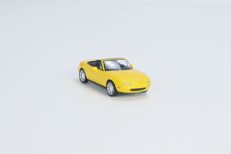 Mini Gt 1:64 Mazda Mx-5 Na Yellow Alloy Car Model Mini Gt 1:64 Mazda Mx-5 Na Yellow Alloy Car Model