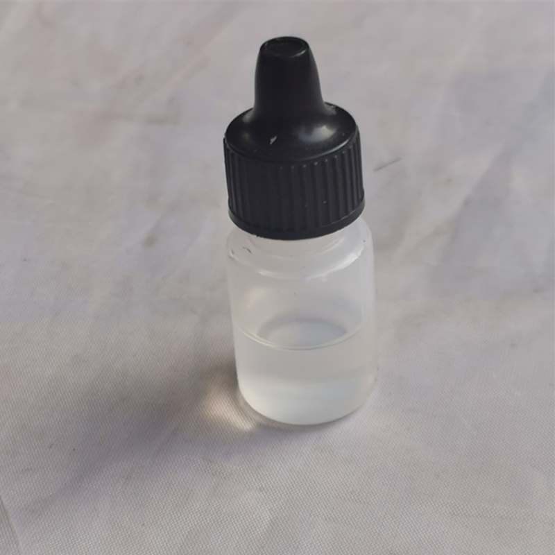 The electric clipper electric clipper shave hairdressing scissors transparent independent small bottle of maintenance oil lubrication accessories