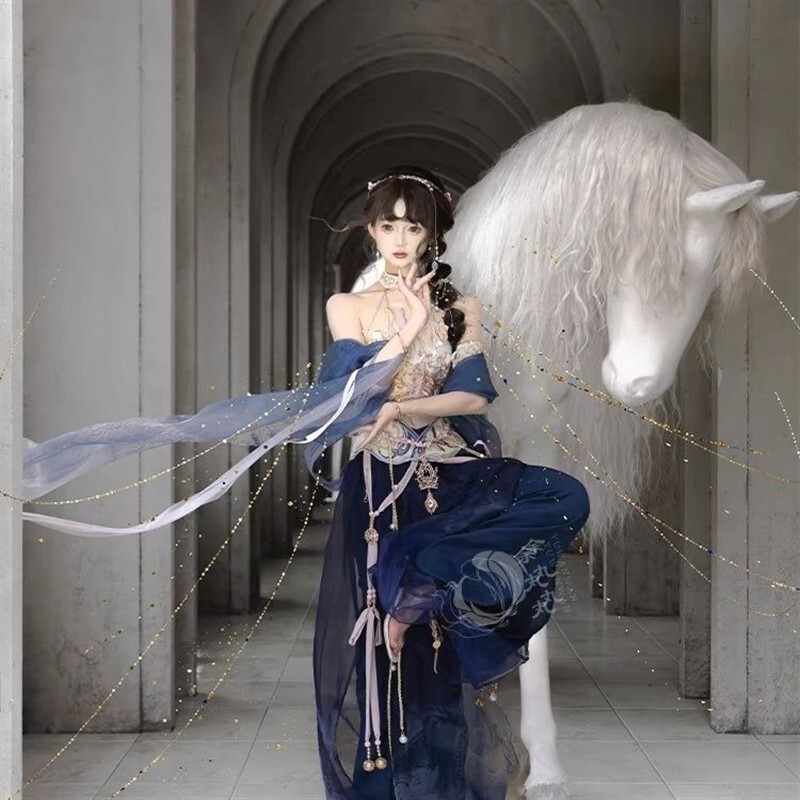 New Hanfu with Intricate Embroidery, Western-Style Exotic Elements, and Dunhuang Motifs, Designed for Western-Style Girls