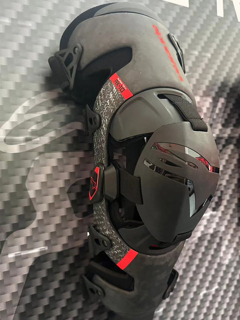 25 Models of Italian A-Star Off-Road Motorcycle Knee Pads, Anti-Fall Mechanical Leg Protection, Carbon Fiber Ski Downhill Protective Gear