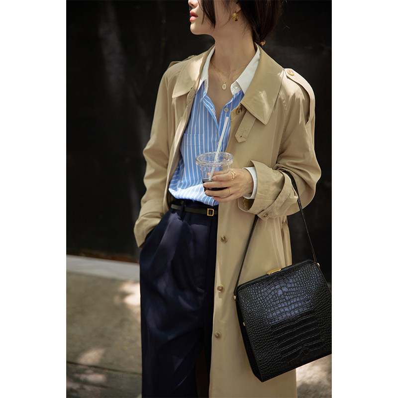 Non-refundable French khaki temperament loose windbreaker jacket female small 2022 early spring new style