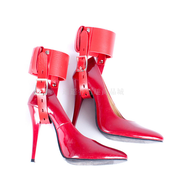 High heel shoe Private bundling lock confinement Confinement Beam Belly Band Sm Alternative Adult Erotic Supplies
