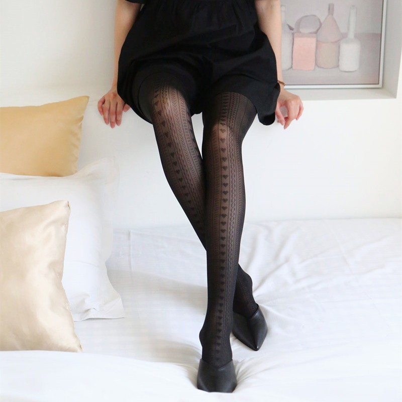 Foreign Trade Thin retro Grain Black silk Slim Vertical Stripes Sexy Heart-shaped Jacquard Pantyhose Stockings Stockings Socks stockings Sox stockings