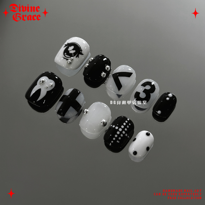 [Hot Girl Manicure] Black and White Transparent Hot Girl Short Nails 3 Manicures/Original High-Quality Handmade Wearable Nails