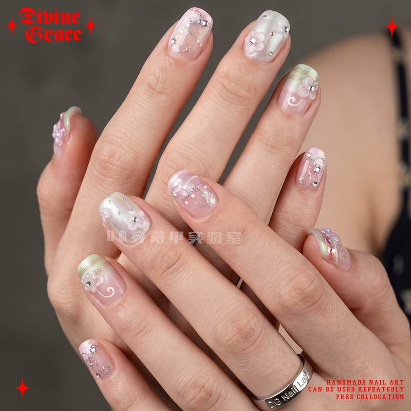 【Hua Xi】Vintage Fine Glitter Floral Short Nails, New Summer Nail Art, High-End Handmade, Stunning Wearable Nails 【Hua Xi】Vintage Fine Glitter Floral Short Nails, New Summer Nail Art, High-End Handmade, Stunning Wearable Nails