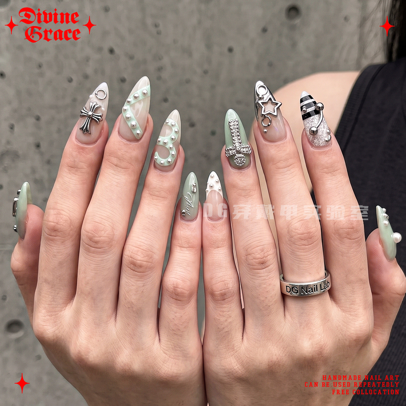 【Mint Rivets】Sweet Cool Hot Girl Star Summer New Style 3 Nail Art High-End Handmade Gorgeous Wearable Nails