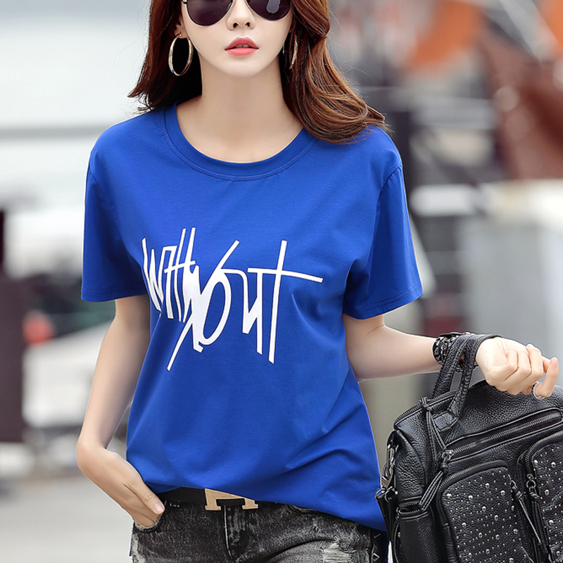 Футболка однотонная. Голубая футболка женская. Футболки женские синего цвета. Синяя майка женская. Женский синий футболка.