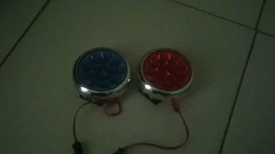 Xe LED nhấp nháy ánh sáng nhấp nháy trang trí đèn điện xe sửa đổi đèn phanh xe máy tròn màu đỏ và màu xanh nhấp nháy - Đèn xe máy đèn xe vision