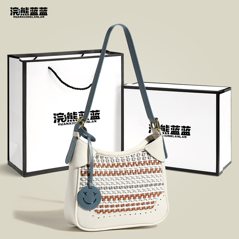 Raccoon Blue Original Woven Underarm Bag for Women 2026 New Spring/Summer High-End Casual Commuting Shoulder Crossbody Bag