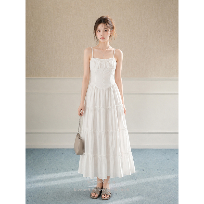 Encounter Kenting: French-Style White Spaghetti Strap Dress for Women, Summer Waist-Cinching Slimming Tiered Long Dress with a High-End Feel Encounter Kenting: French-Style White Spaghetti Strap Dress for Women, Summer Waist-Cinching Slimming Tiered Long Dress with a High-End Feel