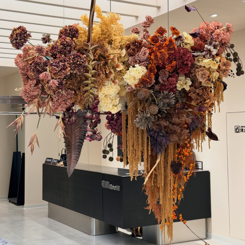 Retro Autumn-Colored Hanging Floral Art Installation for Shopping Mall Store Front Desk Ceiling, Artificial Flower Display Materials, Dry Style Wall Hanging Retro Autumn-Colored Hanging Floral Art Installation for Shopping Mall Store Front Desk Ceiling, Artificial Flower Display Materials, Dry Style Wall Hanging