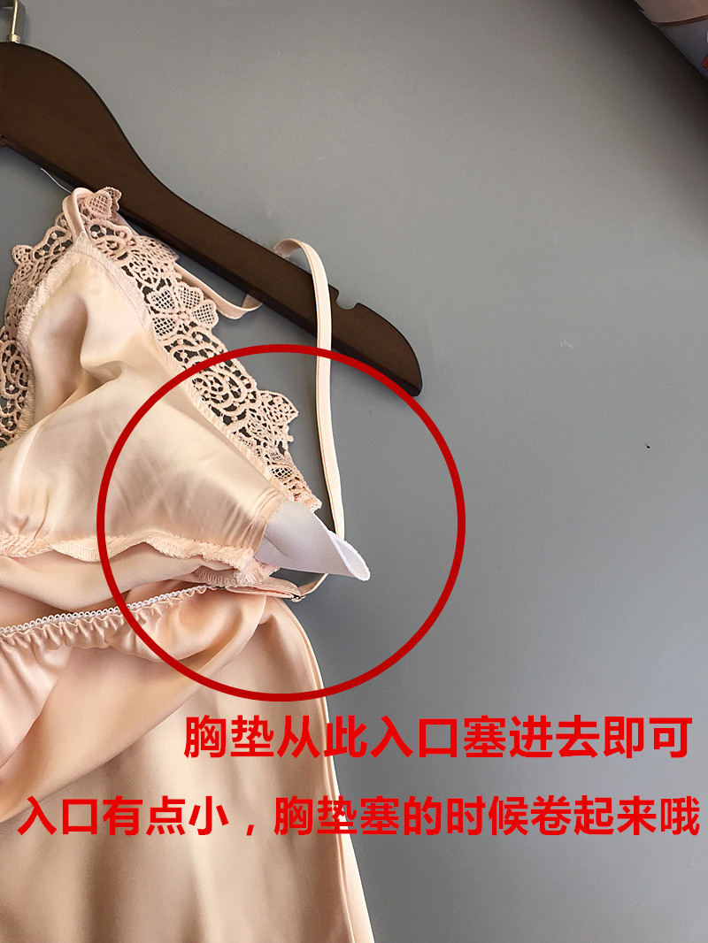 Pyjamas mùa hè của phụ nữ với ngực pad thu thập lụa sexy băng lụa thêu dây đeo nightdress áo choàng dịch vụ nhà hai mảnh