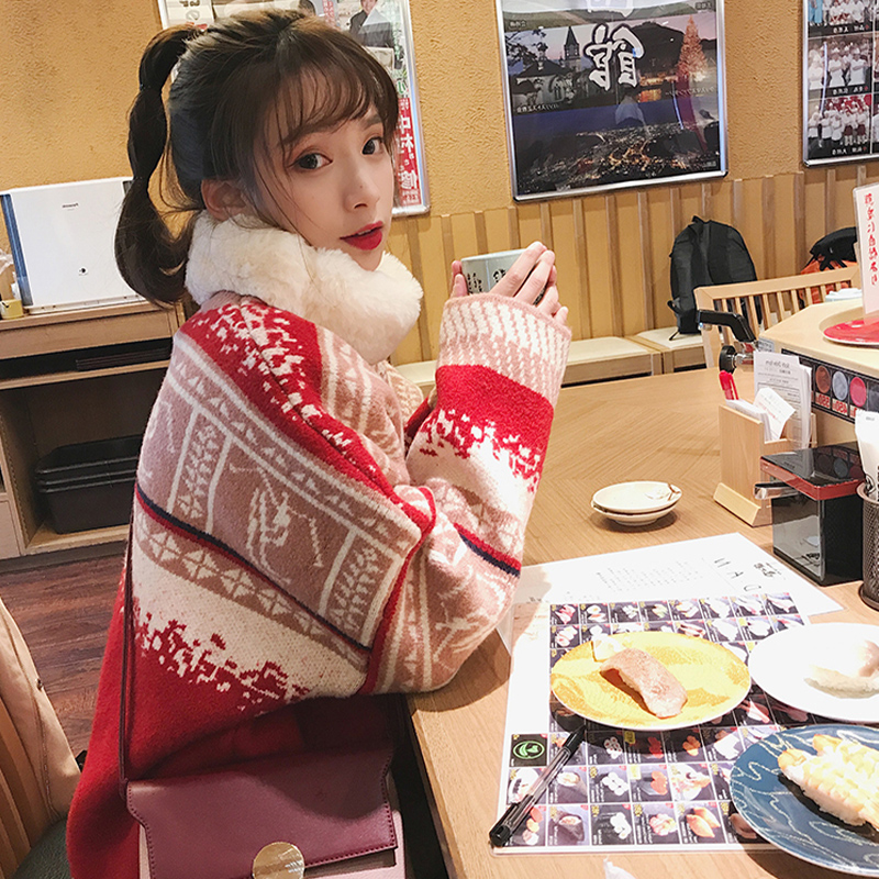 2022 new women's clothing retro style relaxation outside wearing headsets fairy thicken lady Christmas red sweater autumnale