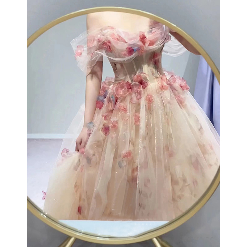 Evening dress for adults, elite archeological piano for princess, open shoulders Evening dress for adults, elite archeological piano for princess, open shoulders