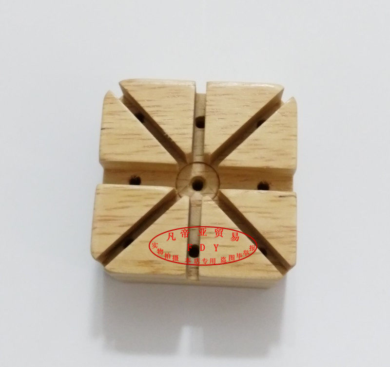 Watch repair tool, remove the watch strap holder, disassemble the wooden watch strap, and disassemble the rice word seat