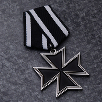 Sude hangs Malta 57 version of the Oak Leaf Cross Knight Medal