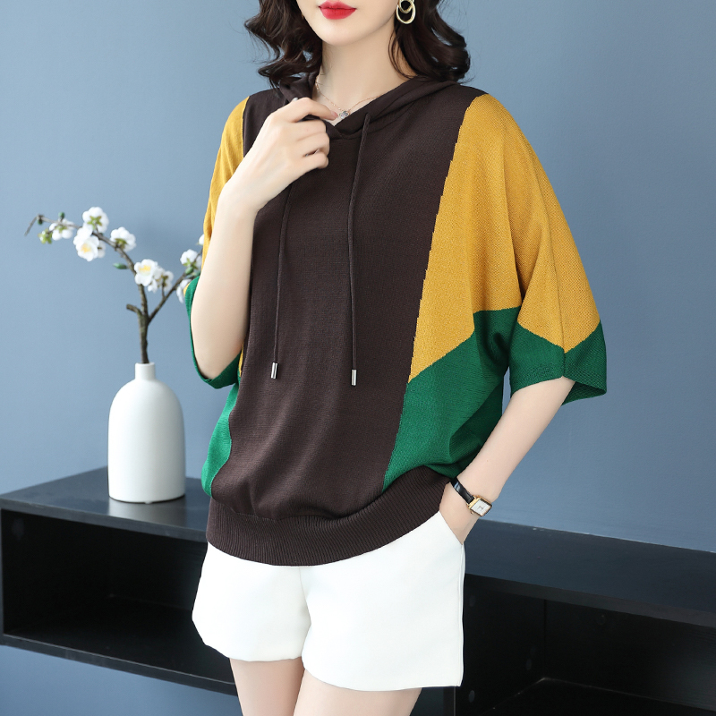Plus-Size Ice Silk Knit Top for Women, Spring and Summer Thin Batwing Sleeve Loose T-Shirt, Casual Hooded Stylish Top for Plus-Size Women