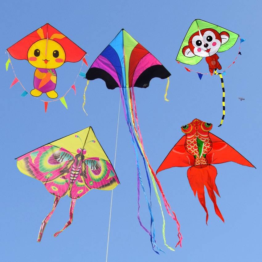 Weifang kite children, sand swallow, goldfish, butterfly, eagle, plane, monkey, flying kite, the breeze is easy to fly