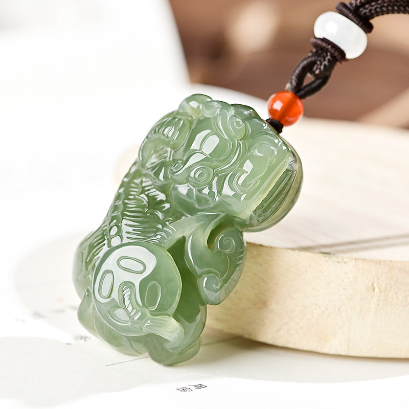 Natural and field jade Jade Leopard Pendant Strokes of Jade Pendant JADE pendant male and female Jade Pendant Necklace Bully leopard Transshipment