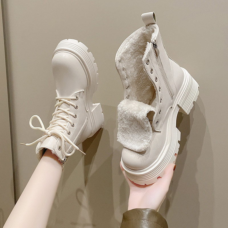 Ботинки Martin в британском стиле; женские осенне-зимние бархатные ботинки; новинка 2025 года; полусапожки увеличенного размера на толстой подошве; теплая хлопковая обувь