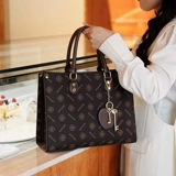 Сумка через плечо, вместительная и большая сумка на одно плечо, изысканный стиль, в западном стиле