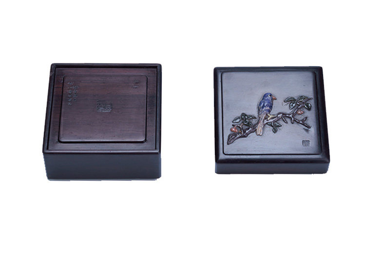 国家级非遗传承人缪成金大师制作彩石镶嵌大叶紫檀方盒鸟