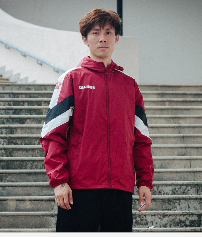 áo mưa kelme Karl Mỹ nam 18 mùa trong cùng áo khoác huấn luyện bóng đá áo gió thể thao giản dị - Áo gió thể thao
