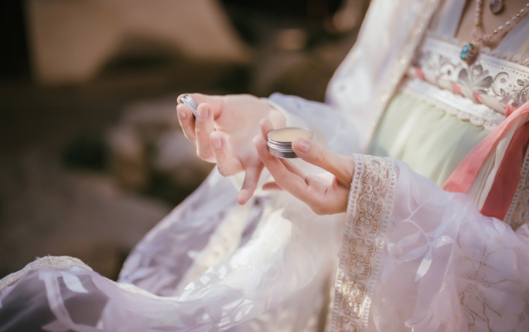 Đồi nổi, ngỗng, lê, hương thơm cổ xưa, nước hoa đặc, nước hoa nhẹ và lâu dài của nam giới, sinh viên thanh lịch, phương pháp cổ xưa nước hoa vùng kín thảo mộc 37