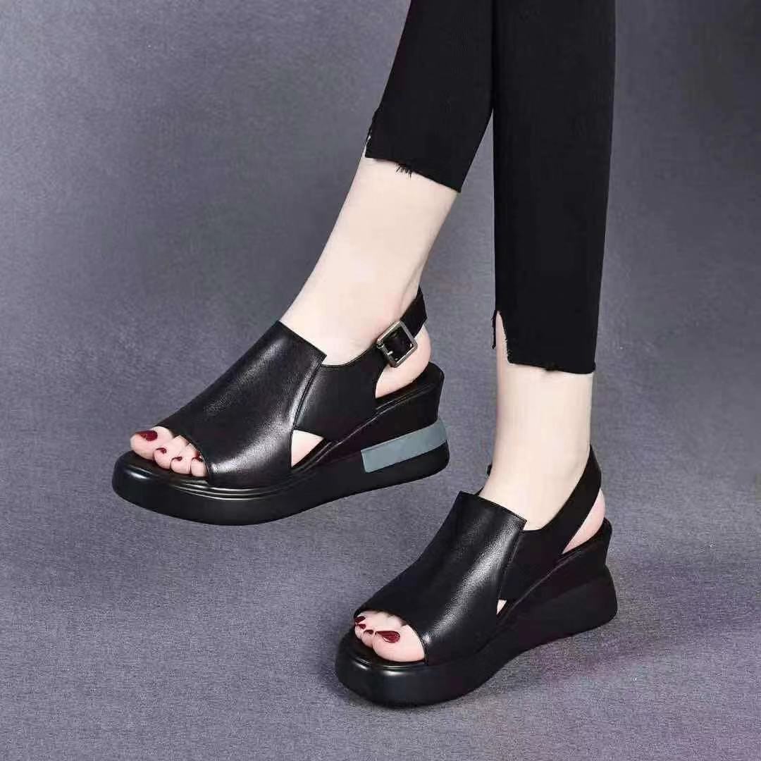 2026 New Summer Thick-Soled Wedge Sandals for Women, Soft-Soled Single Shoes, Genuine Leather Peep-Toe Women's Shoes, Height-Increasing Platform Shoes, High Heels