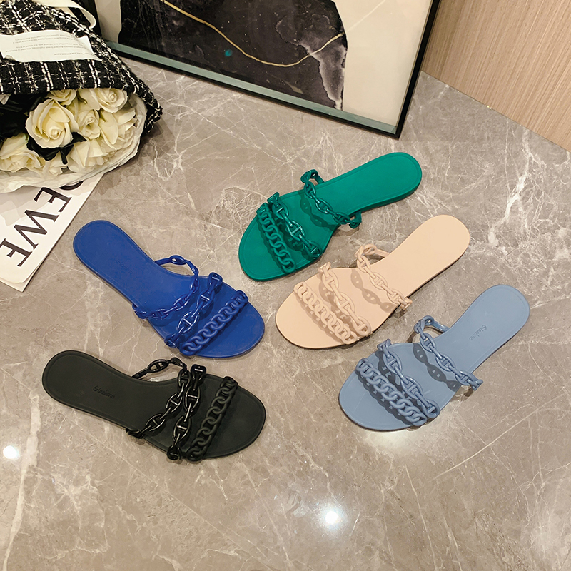 Pig-Nosed Outdoor Sandals for Women 2026 Beach Vacation Flat Casual Non-Slip Jelly Slip-On Lazy Slippers Pig-Nosed Outdoor Sandals for Women 2026 Beach Vacation Flat Casual Non-Slip Jelly Slip-On Lazy Slippers