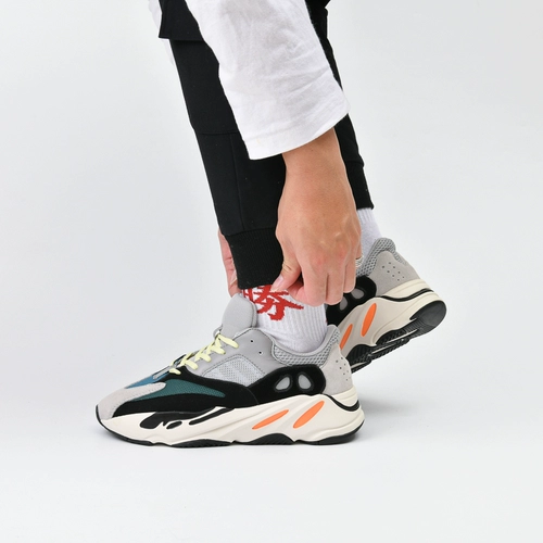 Off Yeezy Wastef Coconut 700 Отражающие первые поколения серая черная душа серая белая хрустальная коллекция сокровищ инерциальная морская соль Старая отец обувь