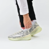 Off Yeezy Whatef Coconut 380 инопланетные серо -белые летние летни