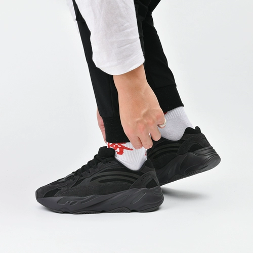 Off yeezy thastf coconut 700v2 черная душа чистая черная ботин