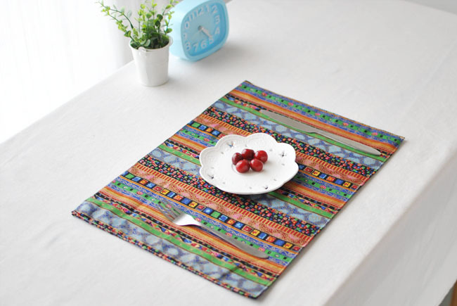 Thái sọc bảng mat bàn ăn vải placemat red blue retro tính năng phong cách dân tộc bữa ăn mat trà mat