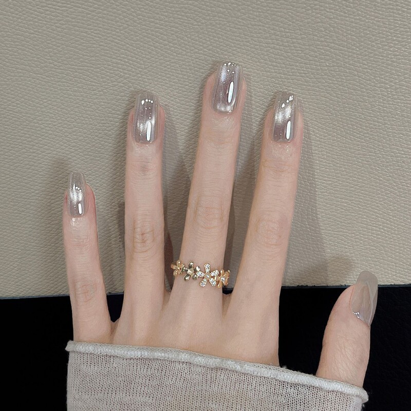 Handmade Wearable Nails 2026 New Model High-End Sparkling Silver Aurora Mirror Cat Eye Whitening Nail Stickers