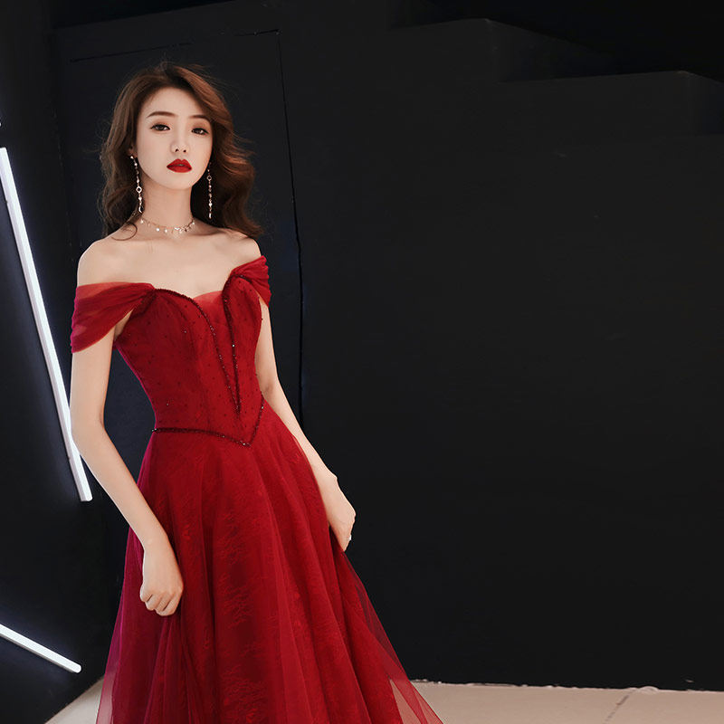 Toast to the bride 2020 Wedding New Spring Summer Wedding Long Version of the Shoulder Red Dress Woman slim temperament