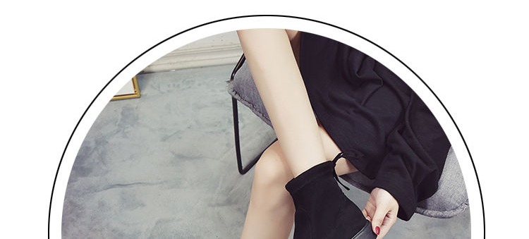 Giày làm đẹp châu Âu giày đế cao nước Anh 2018 mới đế mỏng Hàn Quốc ulzzang nhỏ màu đen giày chống trượt mùa thu giay the thao nu