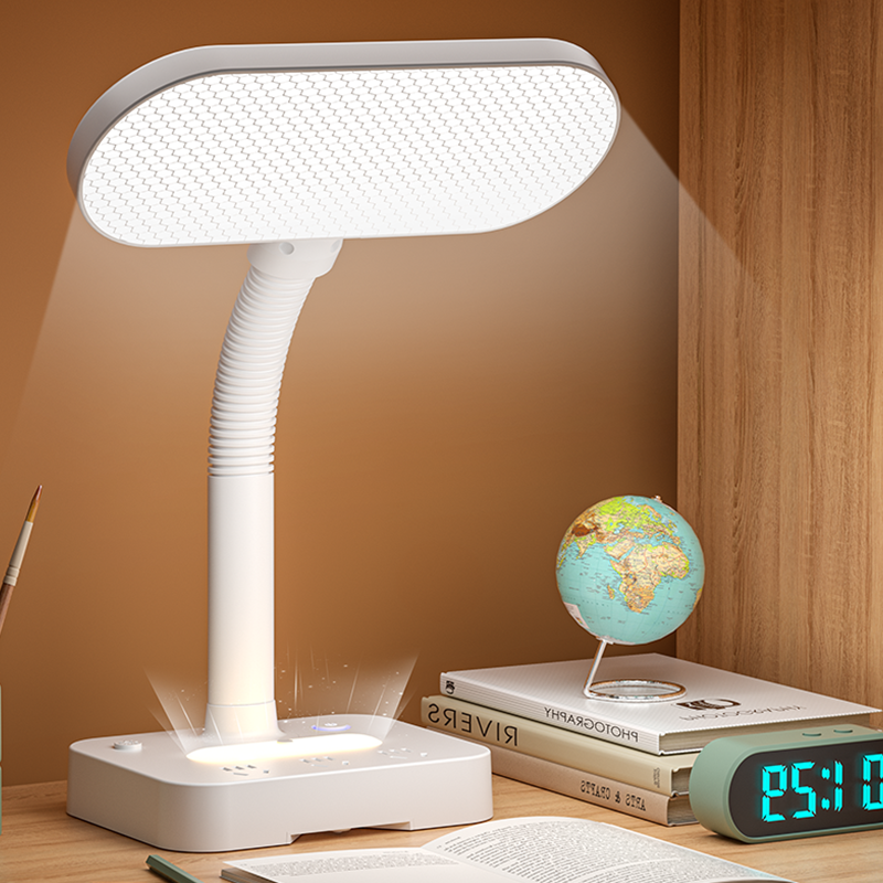 Li Jiaqiのおすすめ：ドイツの読書灯、目の保護、勉強机、ソケット付き学生寮のベッドサイドランプ